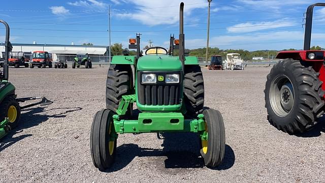 Image of John Deere 5065E equipment image 1