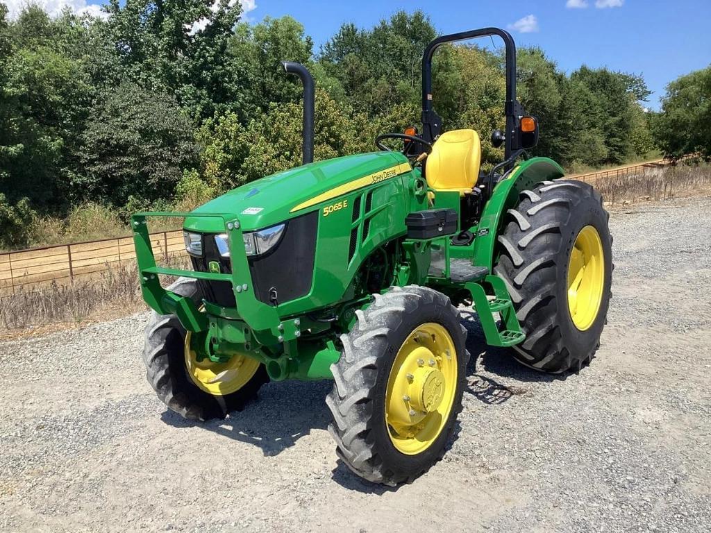 Image of John Deere 5065E Primary image
