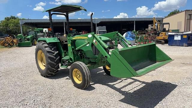 Image of John Deere 5065E equipment image 3