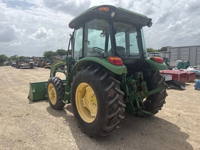 Image of John Deere 5065E equipment image 2