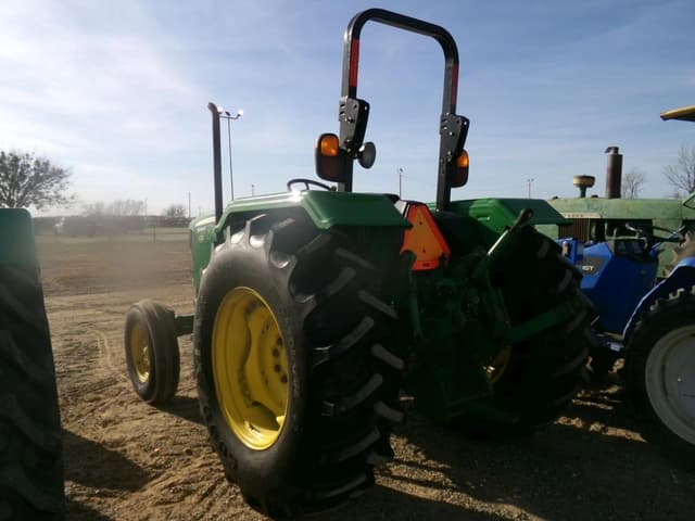Image of John Deere 5065E equipment image 1