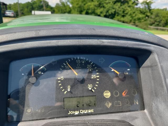 Image of John Deere 5065M equipment image 2