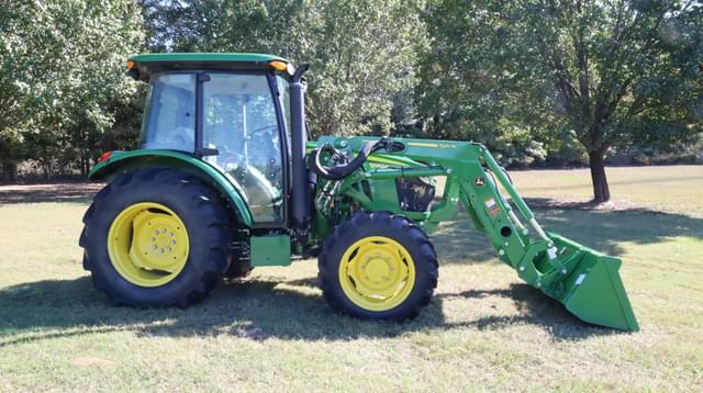Image of John Deere 5067E equipment image 1