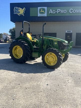 Main image John Deere 5067E