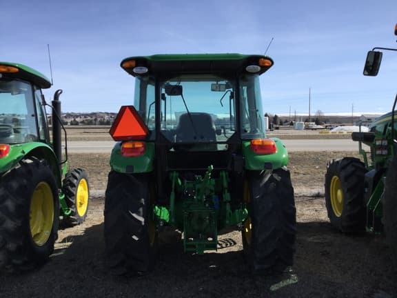 Image of John Deere 5067E equipment image 1