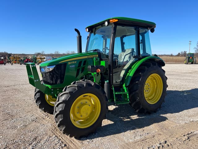 Image of John Deere 5075E equipment image 1