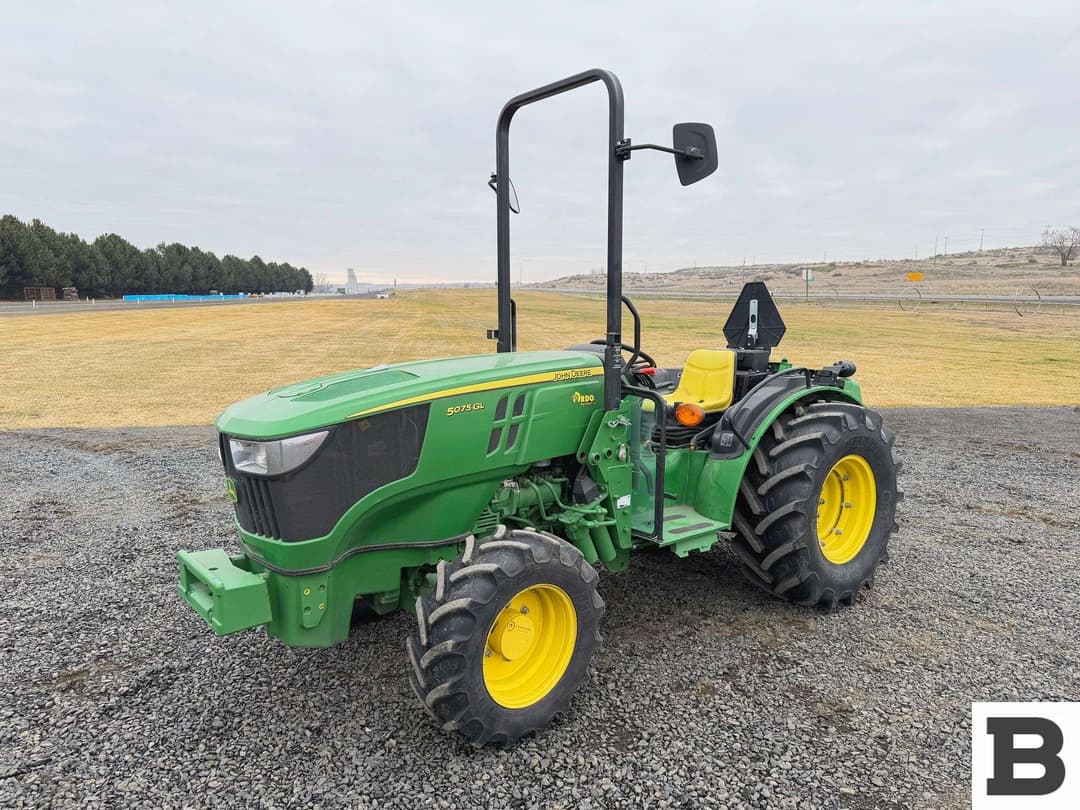 Image of John Deere 5075GL Primary image