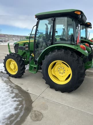 Image of John Deere 5075E equipment image 1