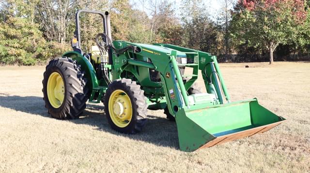 Image of John Deere 5075E equipment image 2