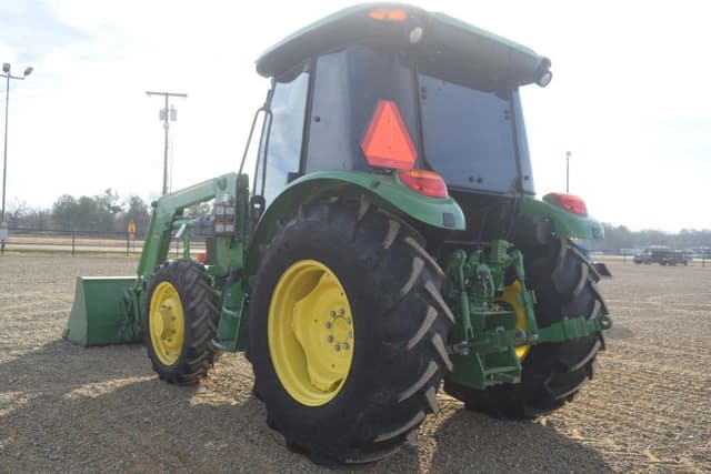 Image of John Deere 5075E equipment image 1