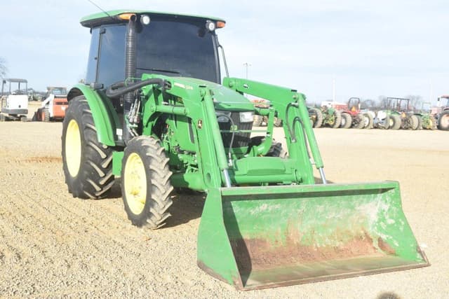 Image of John Deere 5075E equipment image 3