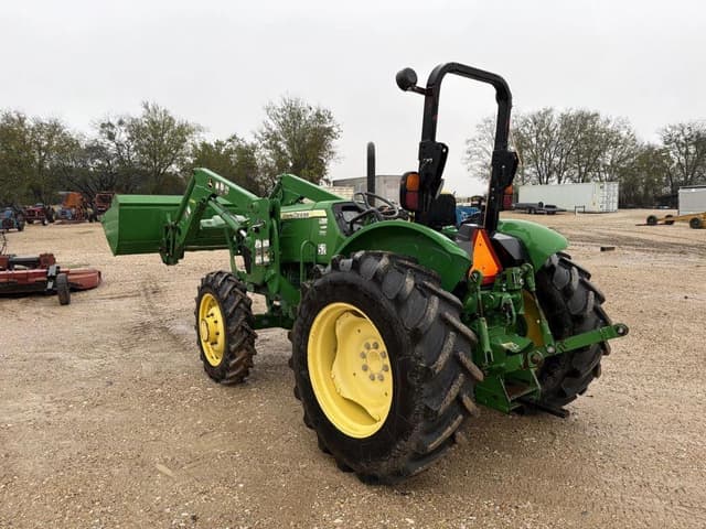 Image of John Deere 5075E equipment image 2