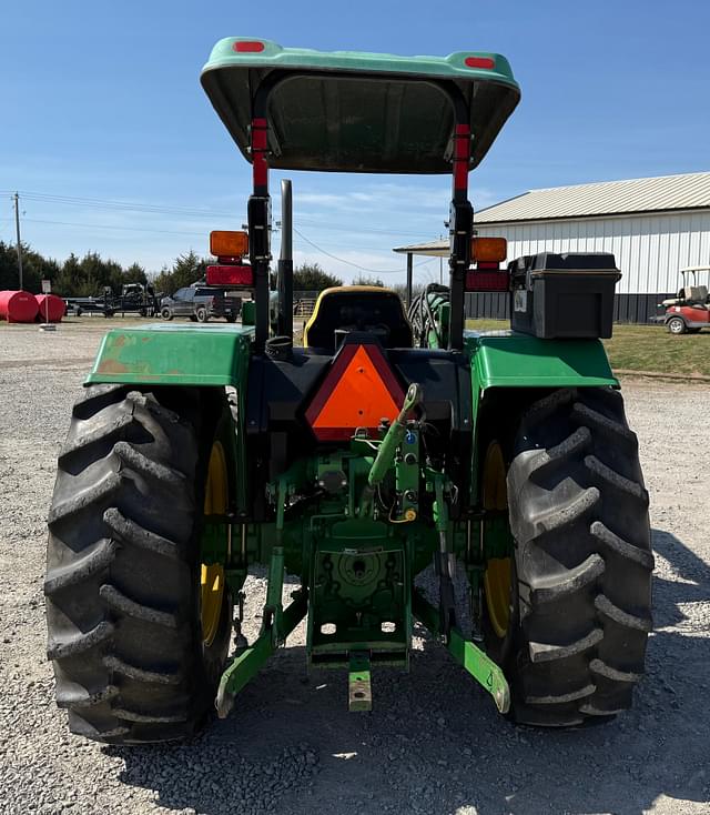 Image of John Deere 5075E equipment image 4