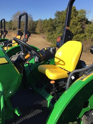 Image of John Deere 5075E equipment image 1