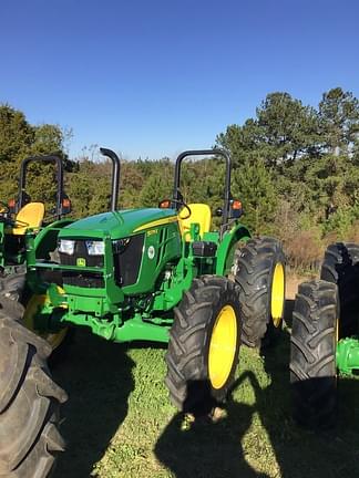 Image of John Deere 5075E equipment image 3