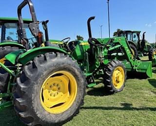 Image of John Deere 5075E equipment image 1