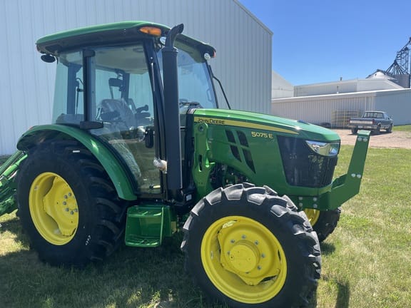 2025 John Deere 5075E Equipment Image0
