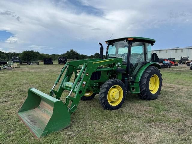 Image of John Deere 5075E equipment image 4