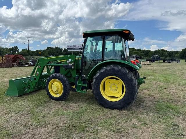 Image of John Deere 5075E equipment image 1