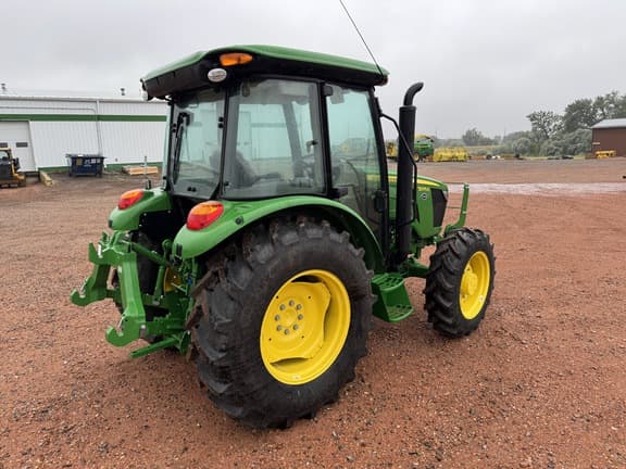 Image of John Deere 5075E equipment image 2