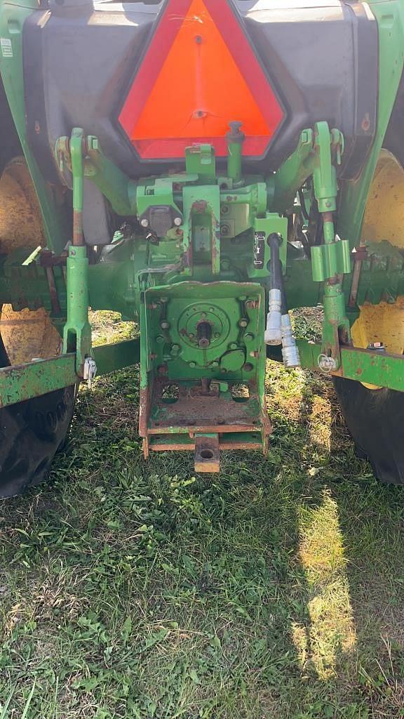 Image of John Deere 5075E equipment image 4