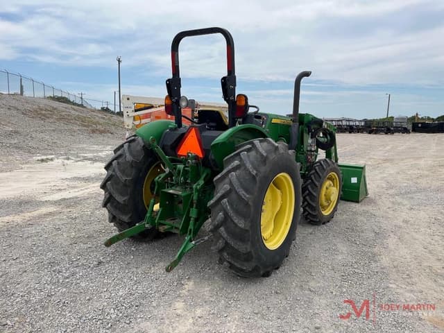 Image of John Deere 5075E equipment image 1