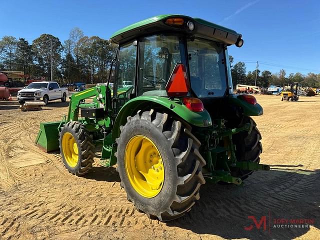 Image of John Deere 5075E equipment image 2