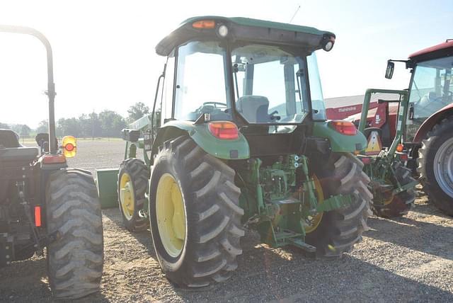 Image of John Deere 5075E equipment image 1