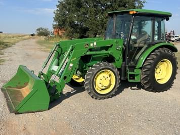 Main image John Deere 5075E