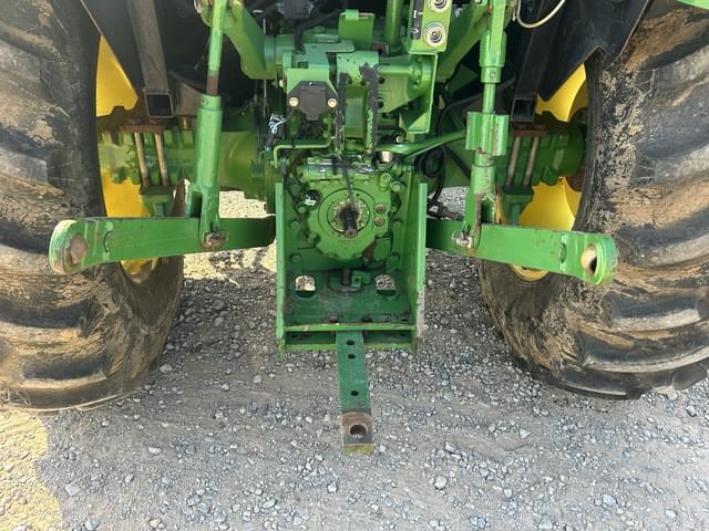 Image of John Deere 5075E equipment image 4