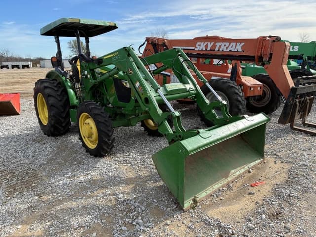 Image of John Deere 5075E equipment image 1