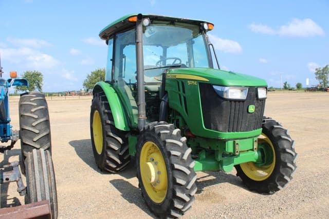 Image of John Deere 5075E equipment image 3