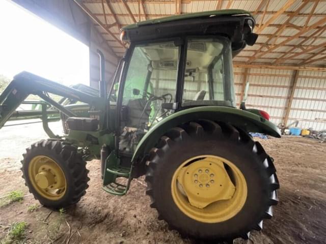 Image of John Deere 5075E equipment image 3