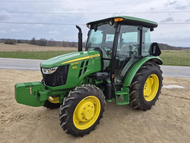 Image of John Deere 5075E equipment image 1