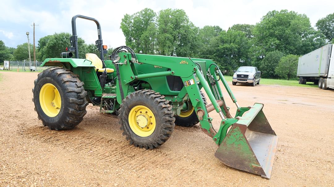 Image of John Deere 5075E Primary image