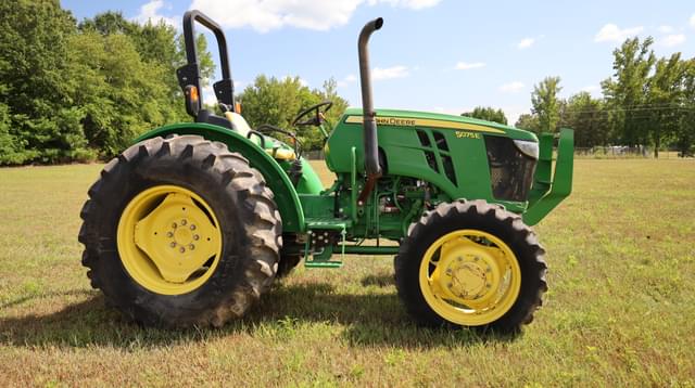 Image of John Deere 5075E equipment image 3