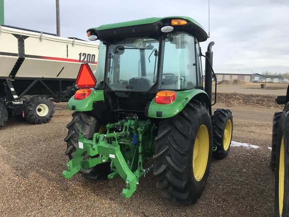 Image of John Deere 5075E equipment image 4
