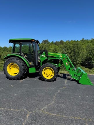 John Deere 5075E Equipment Image0