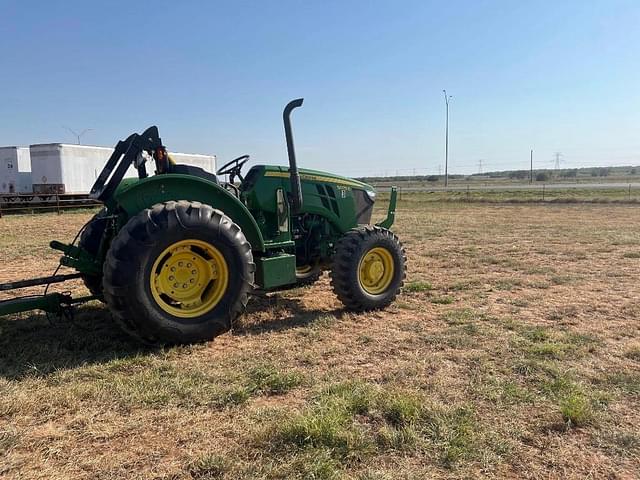 Image of John Deere 5075E equipment image 3