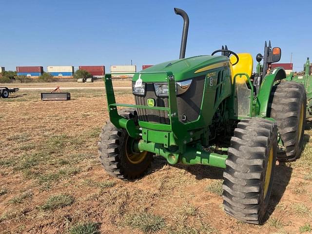 Image of John Deere 5075E equipment image 2