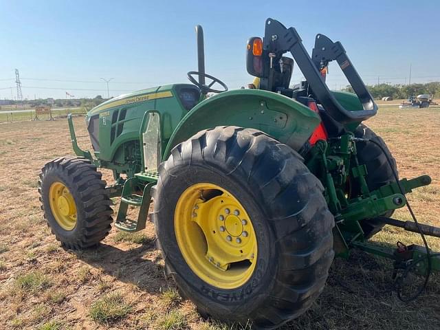 Image of John Deere 5075E equipment image 1