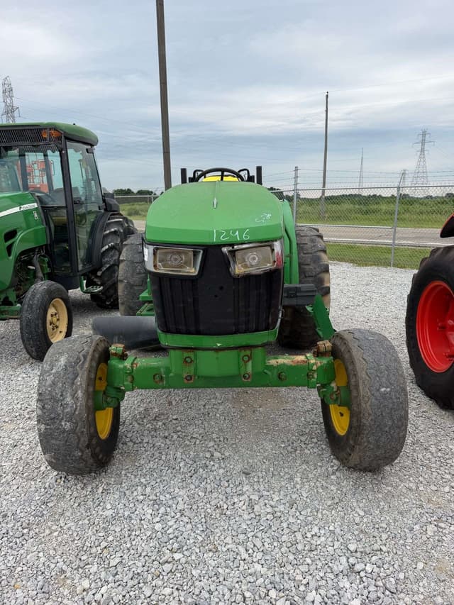 Image of John Deere 5075E equipment image 2