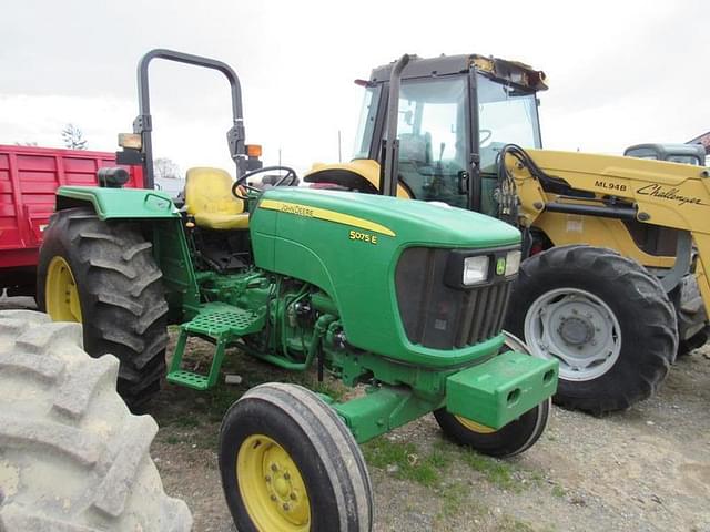 Image of John Deere 5075E equipment image 2