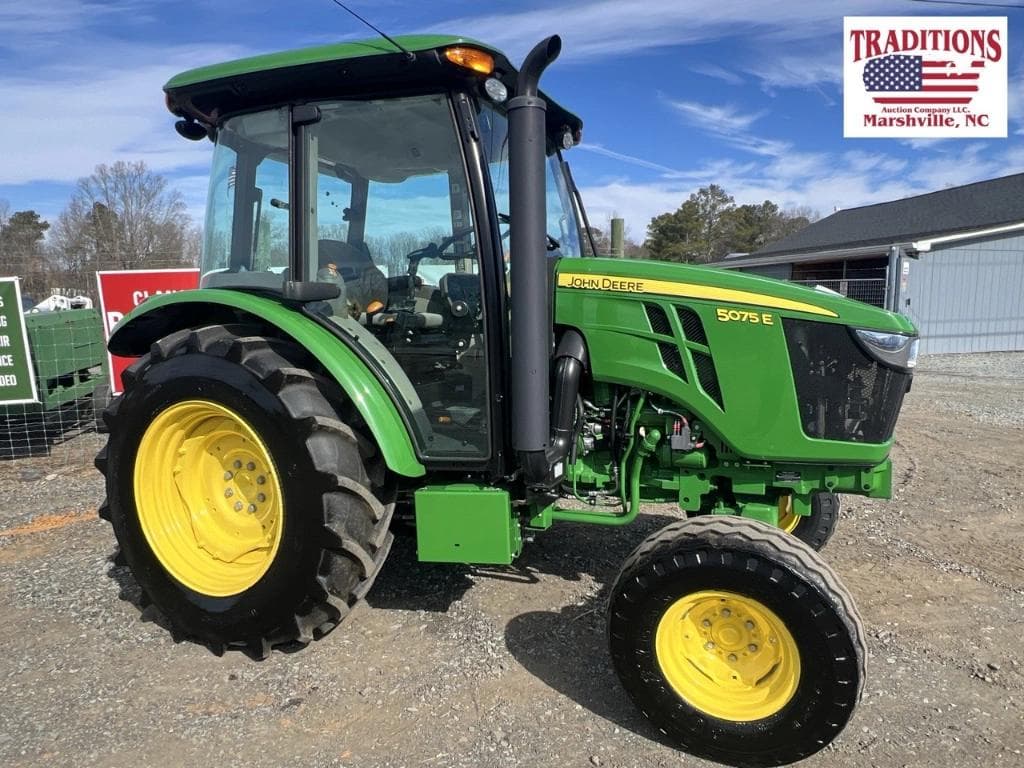 Image of John Deere 5075E Primary image