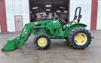 Main image John Deere 5075E