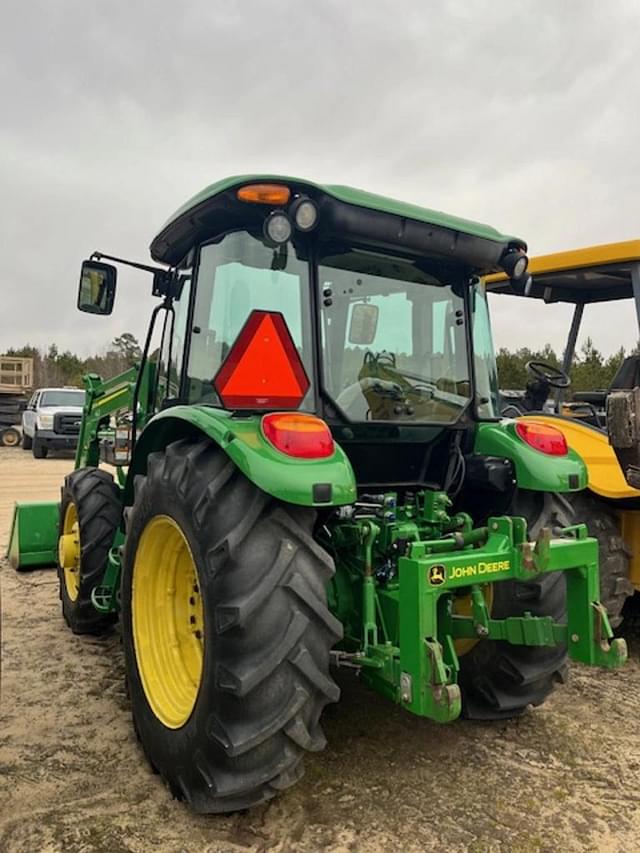 Image of John Deere 5075E equipment image 2