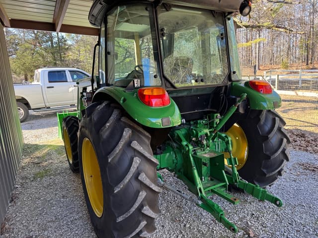 Image of John Deere 5075E equipment image 1