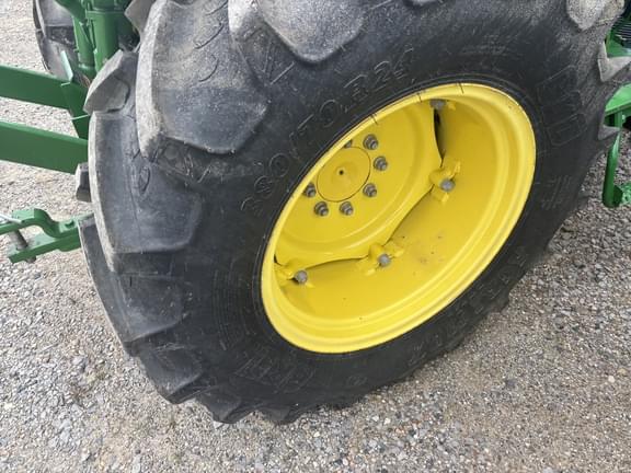 Image of John Deere 5075GN equipment image 1