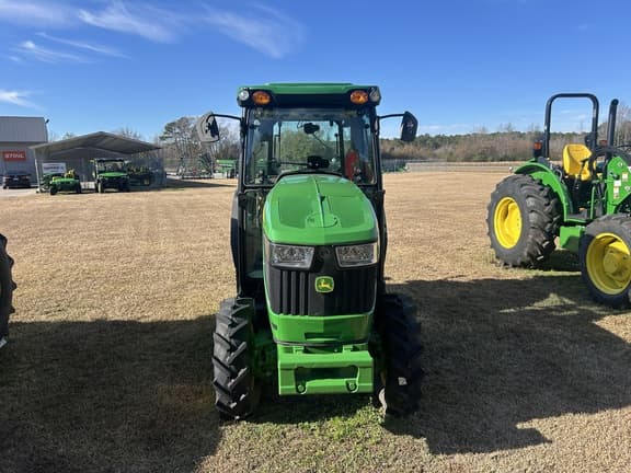Image of John Deere 5075GN equipment image 2