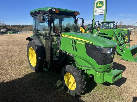 Image of John Deere 5075GN equipment image 1